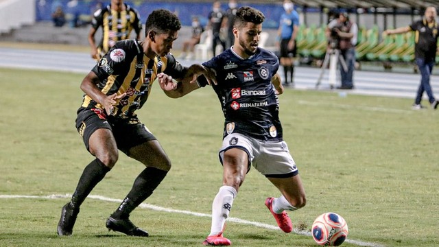 Além de veloz, Tcharlles mostrou bom poder de finalização