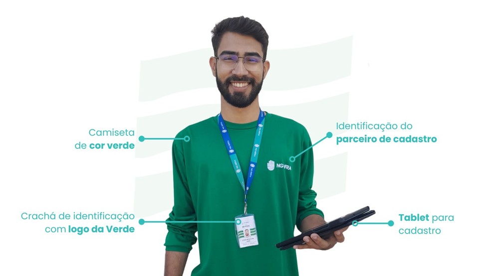 Agentes vão de porta em porta para fazer o cadastro de clientes em Alagoas — Foto: Verde Alagoas