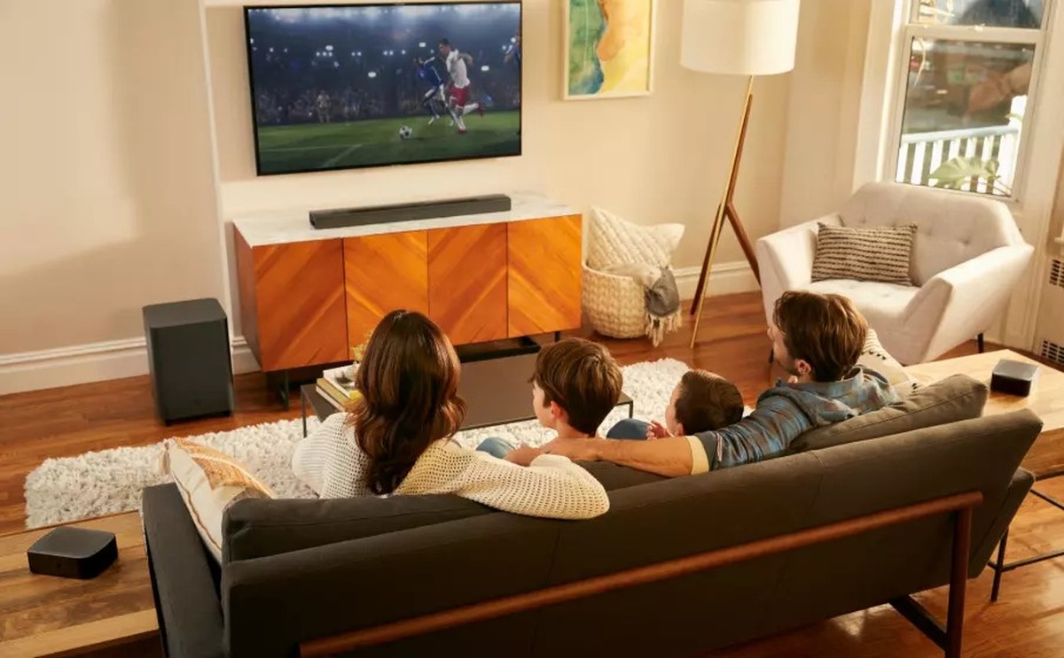 Soundbar JBL Bar 9.1 é boa? Conheça detalhes e preço antes de comprar