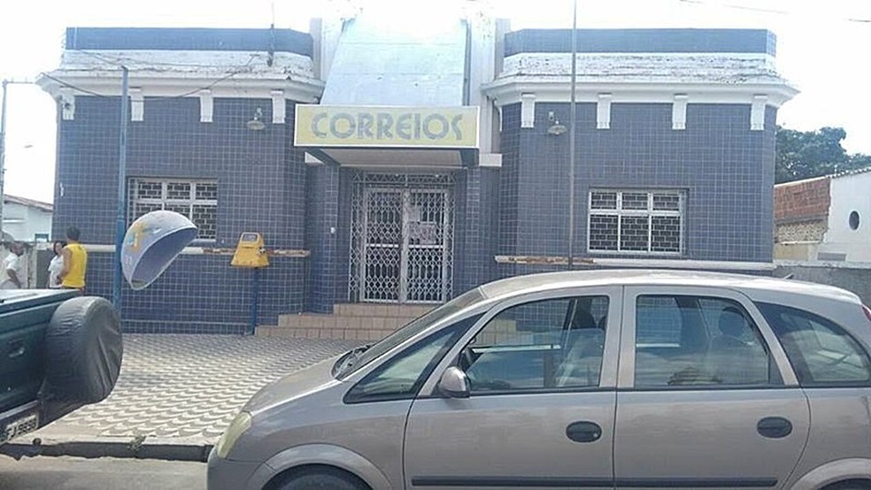 Agência dos Correios em Assu ficou fechada após assalto (Foto: Franciso Oliveira/ Focoelho)