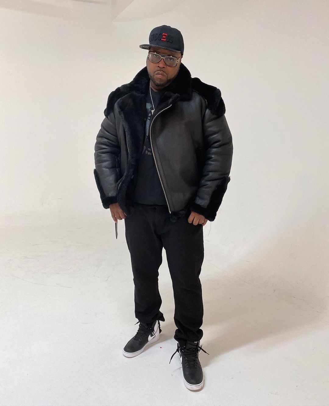 DJ Kay Slay, ícone do hip-hop em Nova York, morre aos 55 anos, por complicações da Covid-19