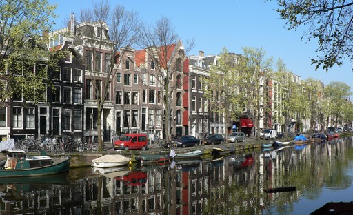 19. Amsterdam