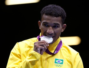 Esquiva Falcão medalha de prata (Foto: Reuters)