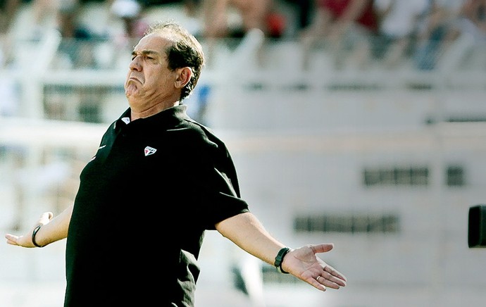 Muricy volta a cobrar mais presença de Ganso: 'Precisa entrar na área'