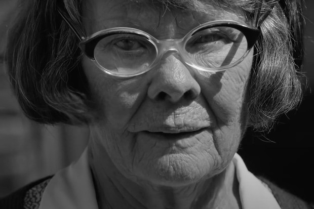 Aos 87 anos, Judy Dench tem sua oitava indicação ao Oscar por Belfast (Foto: divulgação )
