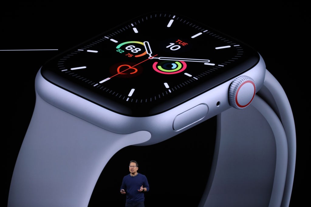 CUPERTINO, CALIFORNIA - SEPTEMBER 10: Apple's Stan Ng talks about the new Apple Watch series 5 during a special event on September 10, 2019 in the Steve Jobs Theater on Apple's Cupertino, California campus. Apple unveiled new products during the event.  ( (Foto: Getty Images)