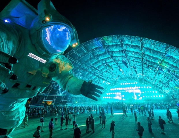 Um dos palcos da edição 2014 do festival Coachella  (Foto: Getty Images)