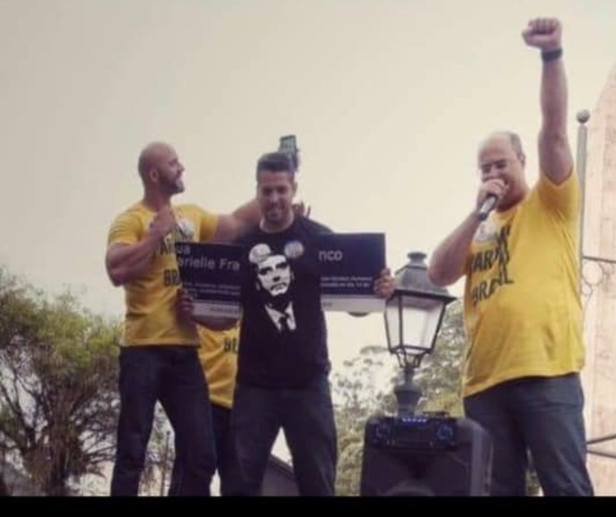 Deputado estadual mais votado do RJ é alvo de ação, suspeito de ter sido funcionário fantasma