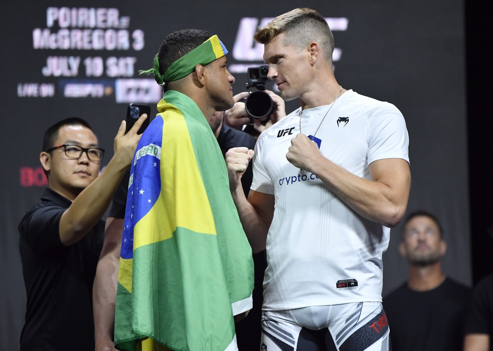 Gilbert Durinho e Stephen Thompson fazem o co-evento principal do UFC 264 — Foto: Getty Images