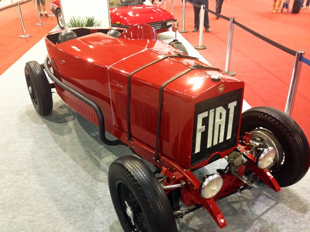 G1 - Carro de corrida de 1924 é atração entre clássicos no ExpoShow -  notícias em AutoEsporte ExpoShow 2014