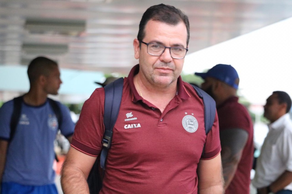 Desembarque do Bahia em Teresina — Foto: Stephanie Pacheco / GloboEsporte.com