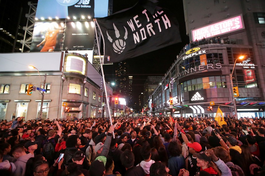 2019-06-14t040423z-1438743712-rc1ff2301f