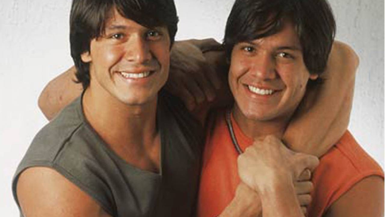 Os gêmeos Flávio e Gustavo no início dos anos 2000 (Foto: Reprodução / Instagram )