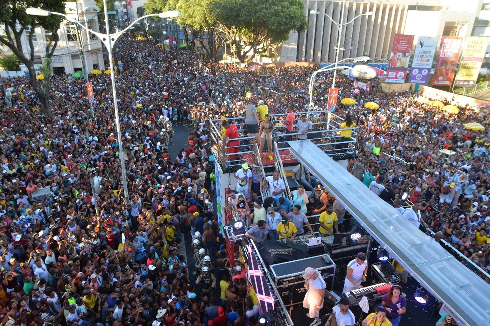 Trio de Igor Kannário durante carnaval de Salvador, em 2020 — Foto: Joilson César/Ag Haack