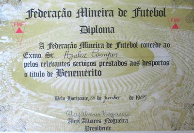 Diploma recebido por Léa Campos pela Federação Mineira na década de 1980 (Foto: Arquivo Pessoal)