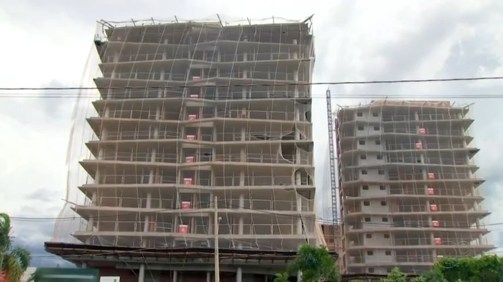 Setor de construção civil resiste à crise e previsão para 2021 é positiva — Foto: Reprodução/TV TEM