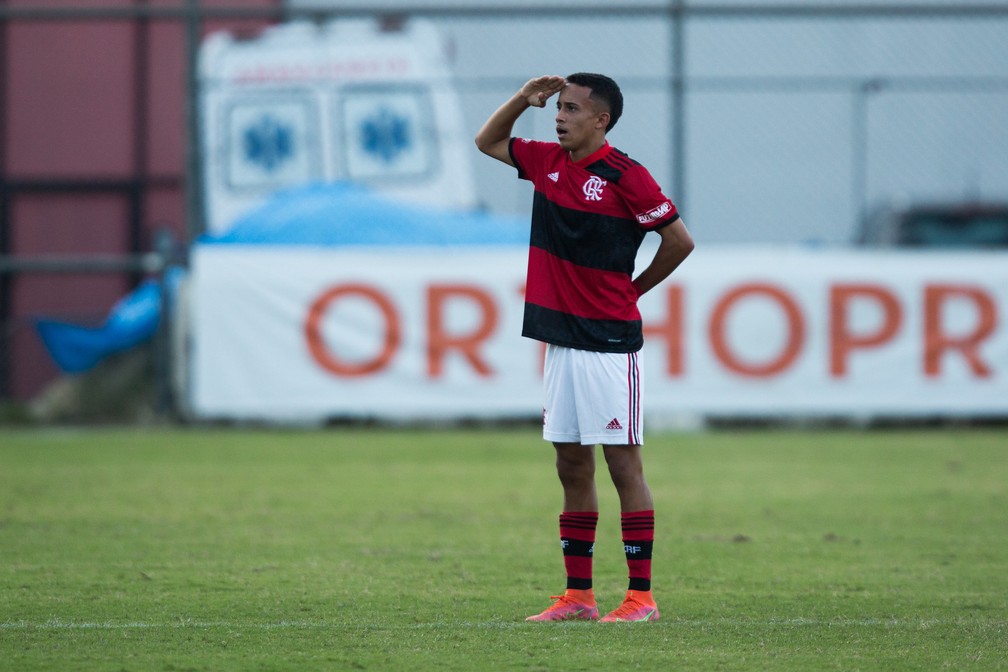 Matheus Gonçalves Flamengo sub-17 — Foto: Gilvan de Souza / Flamengo