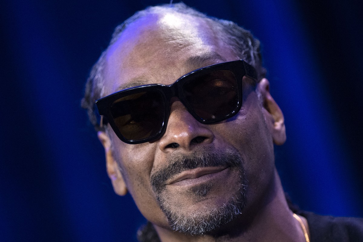 Mulher que acusou Snoop Dogg de abuso sexual retira ação contra músico |  Música