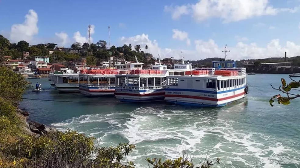 Travessia Salvador-Mar Grande tem movimento moderado neste domingo