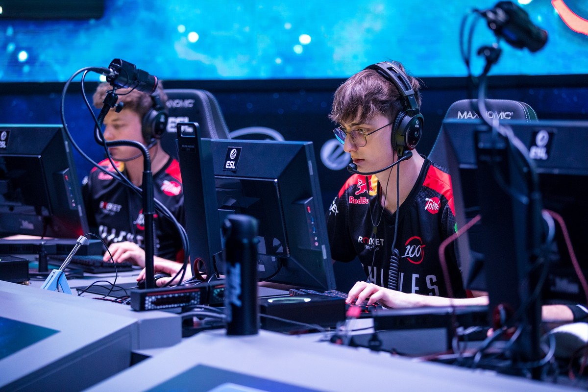 CS:GO: 100 Thieves vence EG e decidirá Pro League contra a FURIA | cs ...