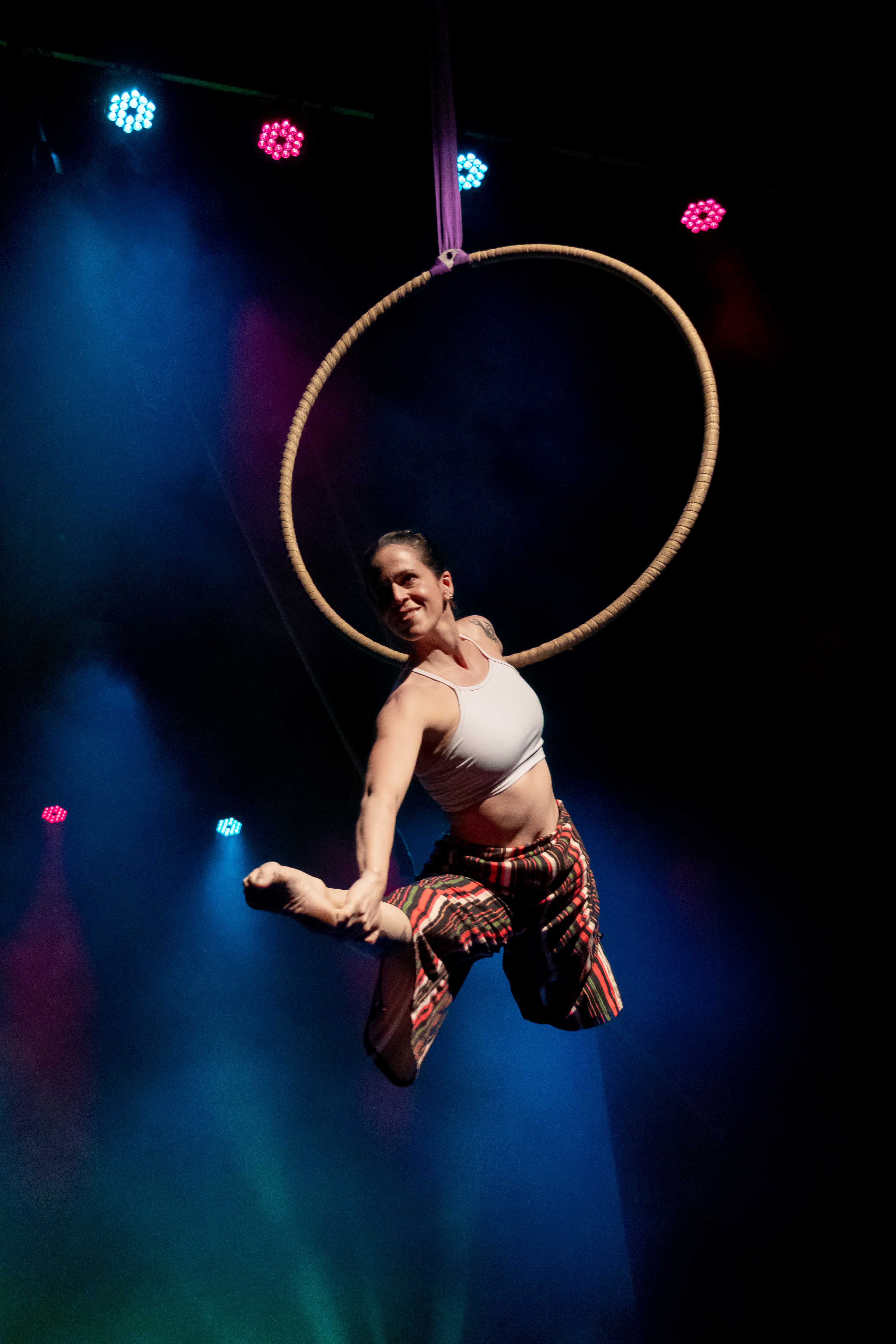 Grupo faz apresentações em comemoração ao Dia do Circo neste domingo 