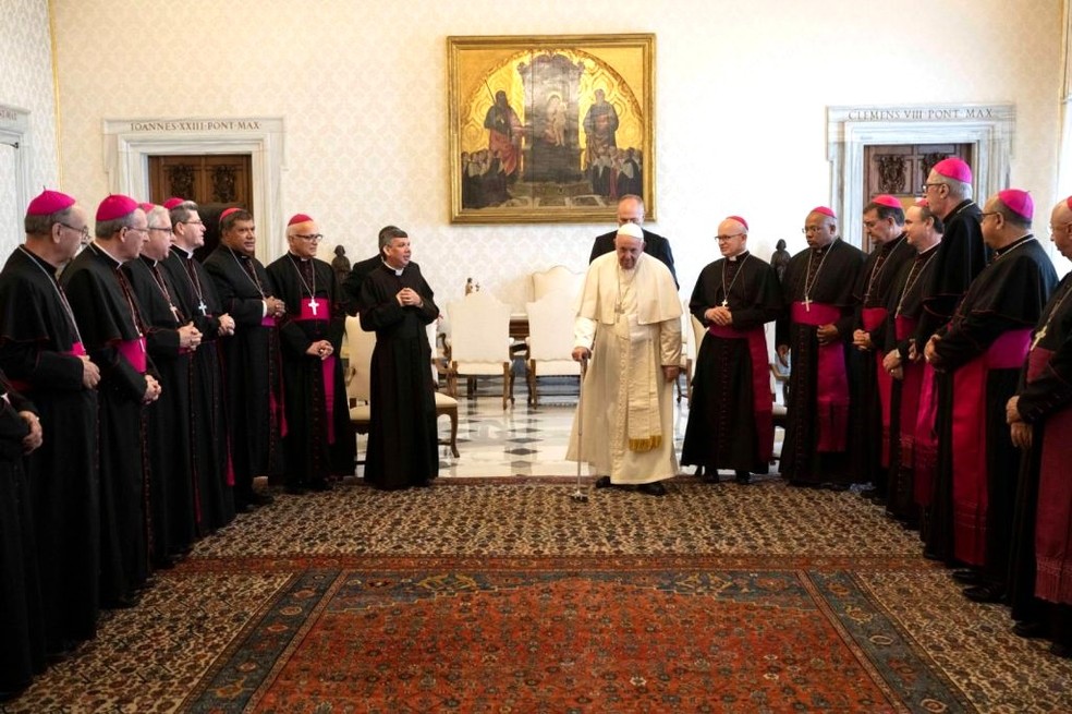 Dom Benedito participa de evento que reúne bispos de todo o mundo com o Papa Francisco no Vaticano — Foto: Vatican Media