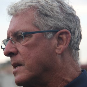 Mello espera aproveitar distância entre jogos da Raposa no Brasileiro