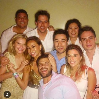 Celina Locks, Ronaldo, Sabrina Sato, Duda Nagle e amigos em Miami