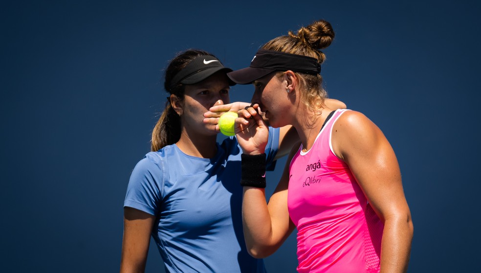 Bia Haddad e Anna Danilina no US Open — Foto: Robert Prange/Getty Images