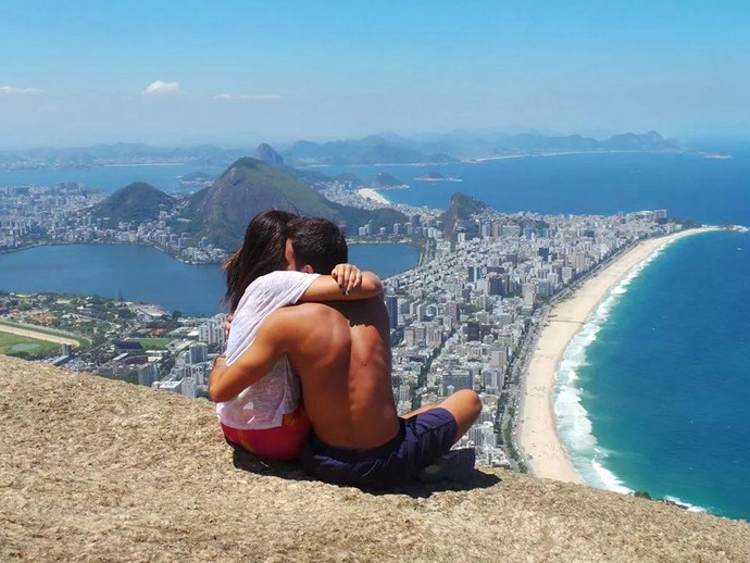 Namorado de Ingrid veio visitá-la no Rio de Janeiro (Foto: Reprodução / Facebook)