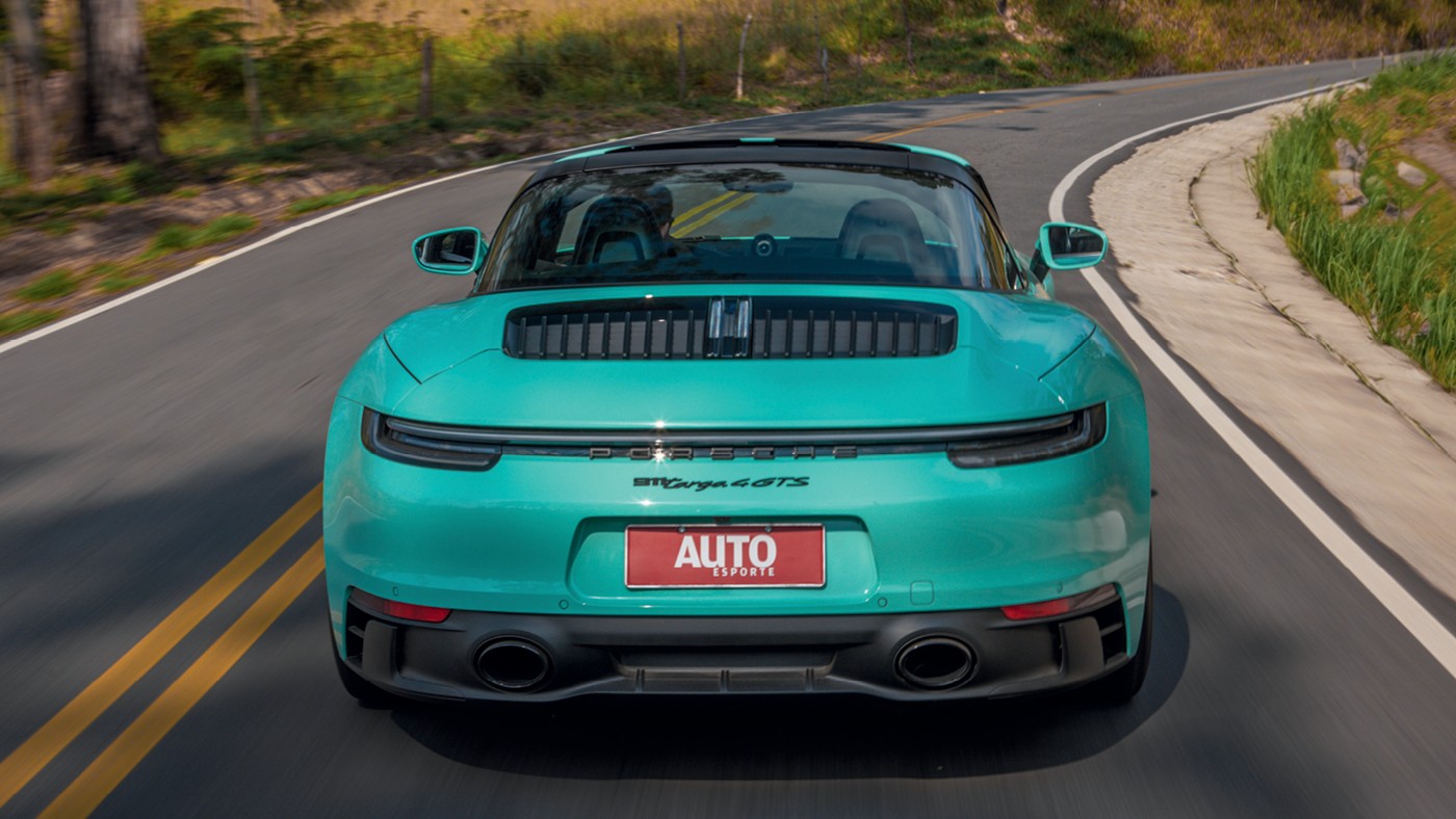 Porsche 911 Targa 4 GTS seduz pela dinâmica, mas conquista pelo design; leia o teste