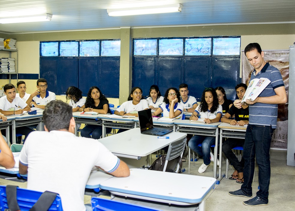 Jayse Ferreira dando aula. — Foto: Arquivo Pessoal