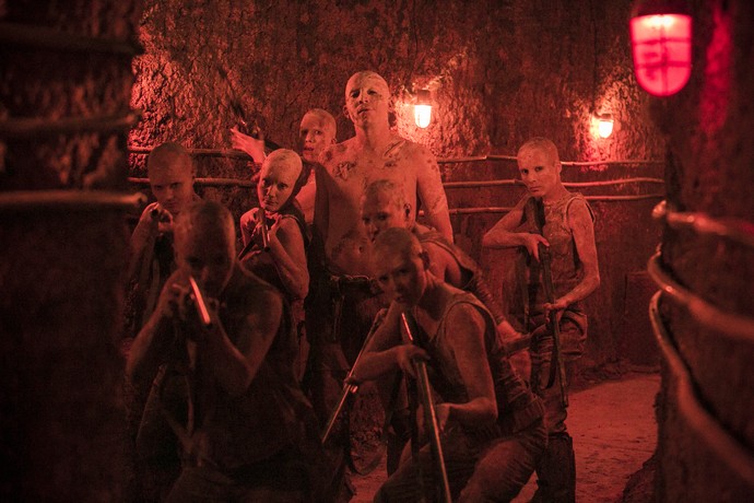 Baal e seu exército têm atormentado a vida dos confinados na prisão (Foto: Raphael Dias/ Gshow)