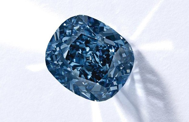 O diamante mais caro do mundo foi leiloado na Suíça (Foto: Getty Images)