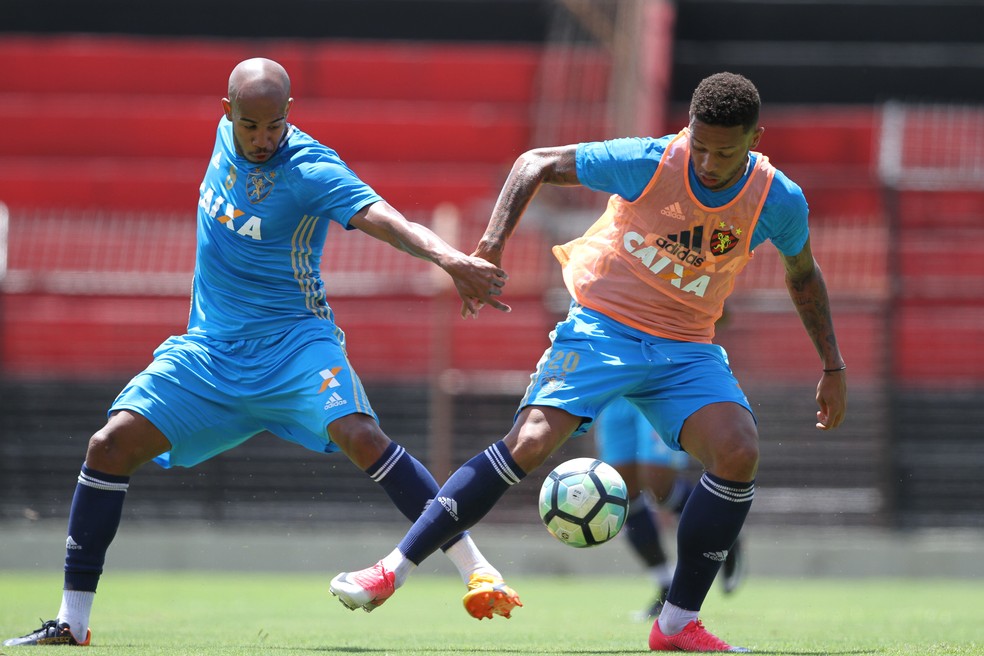 Patrick e André juntos no Sport (Foto: Marlon Costa/Pernambuco Press)