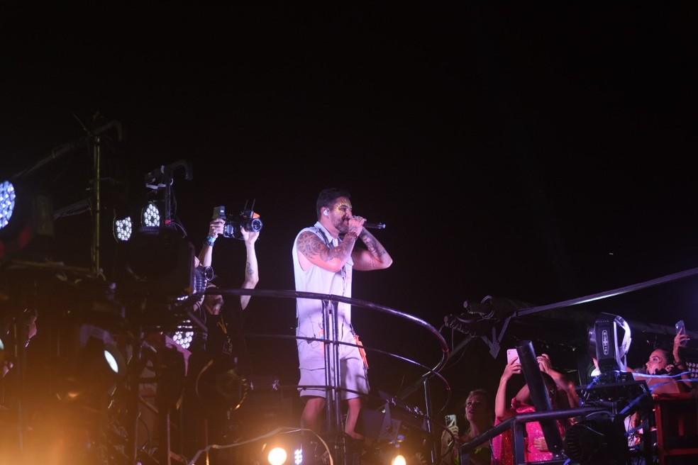 Felipe Pezzone, vocalista da banda Eva, durante o Carnaval de Salvador 2023 — Foto: Enaldo Pinto/Ag Haack