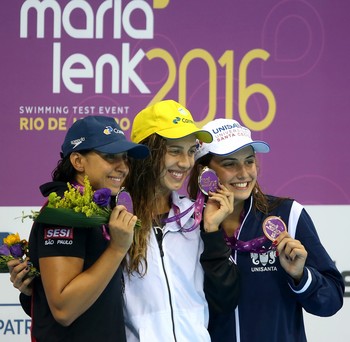 Troféu Maria Lenk 2016 - Jessica Bruin, Larissa Oliveira e Gabrielle Roncatto (Foto: Satiro Sodré / SSPress)