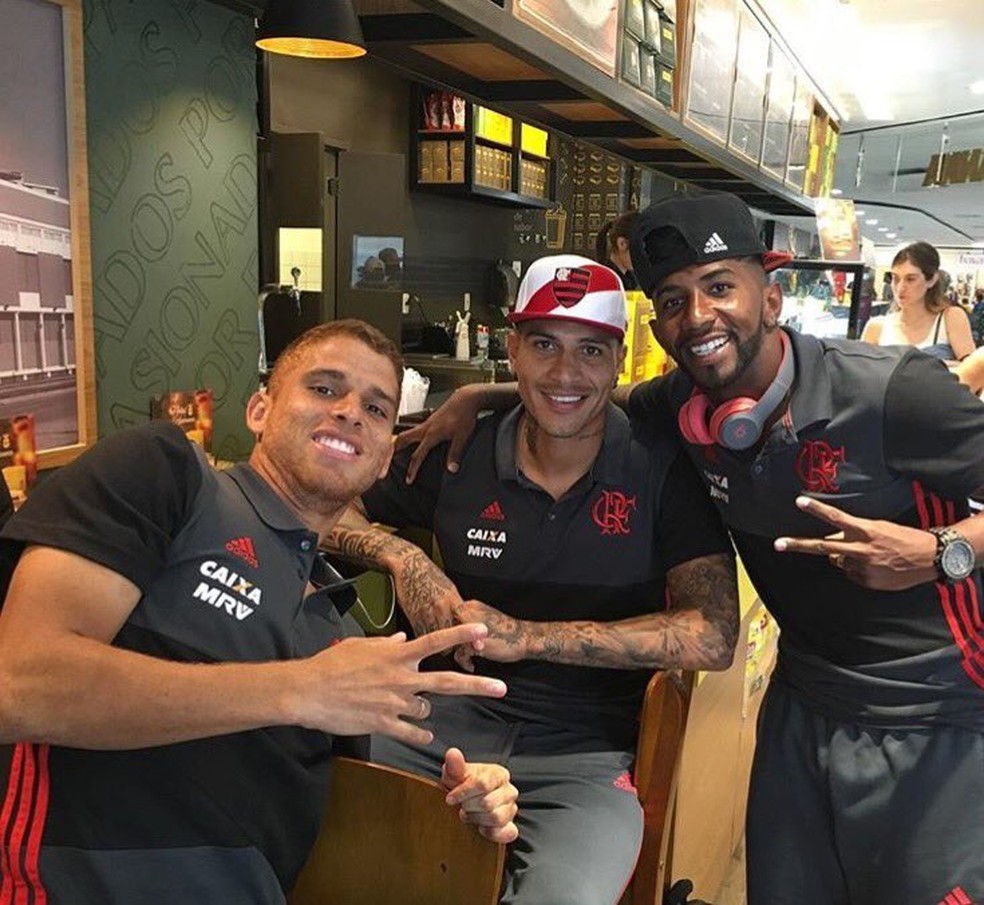 Guerrero, Cuellar, Rodinei, Flamengo — Foto: Twitter Flamengo