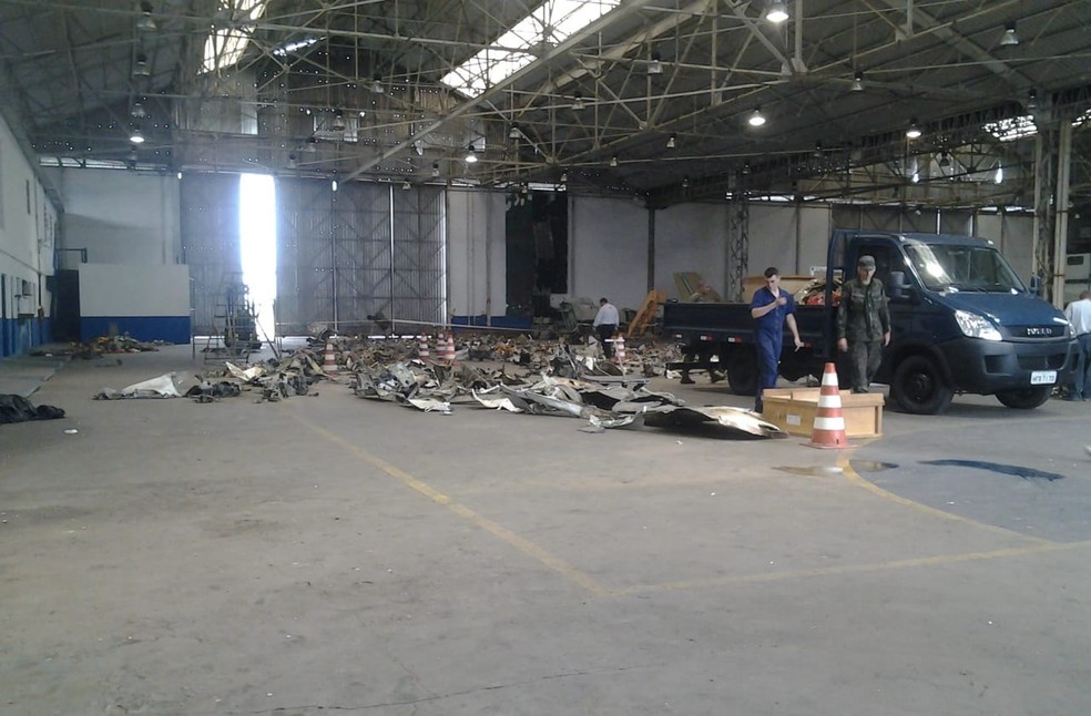 Fotos Ineditas De 2014 Mostram Destrocos Do Aviao De Acidente Que Matou Eduardo Campos Santos E Regiao G1