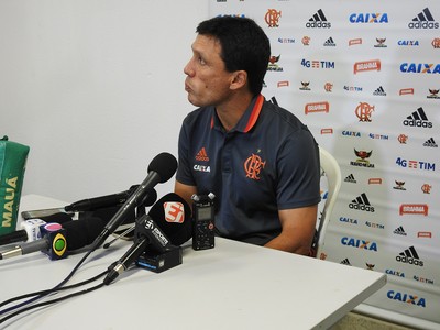 Zé Ricardo concedeu coletiva em Cariacica após o jogo (Foto: Fred Gomes/GloboEsporte.com) Zé Ricardo concedeu coletiva em Cariacica após o jogo (Foto: Fred Gomes/GloboEsporte.com)