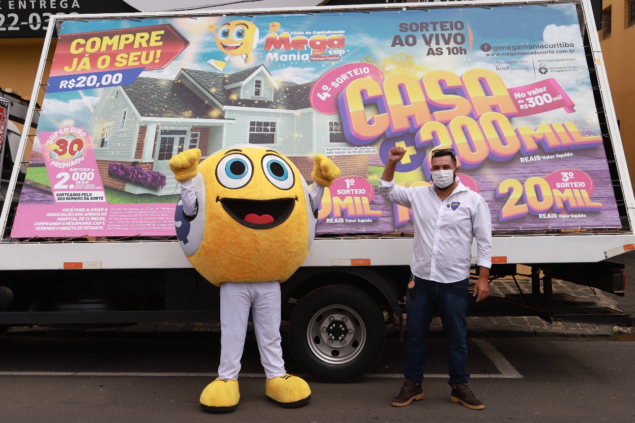 Megamania entrega premiação de R$ 500 mil no sorteio de 13 de março