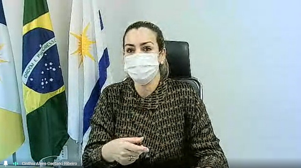 Prefeita Cinthia Ribeiro durante a reunião — Foto: Reprodução