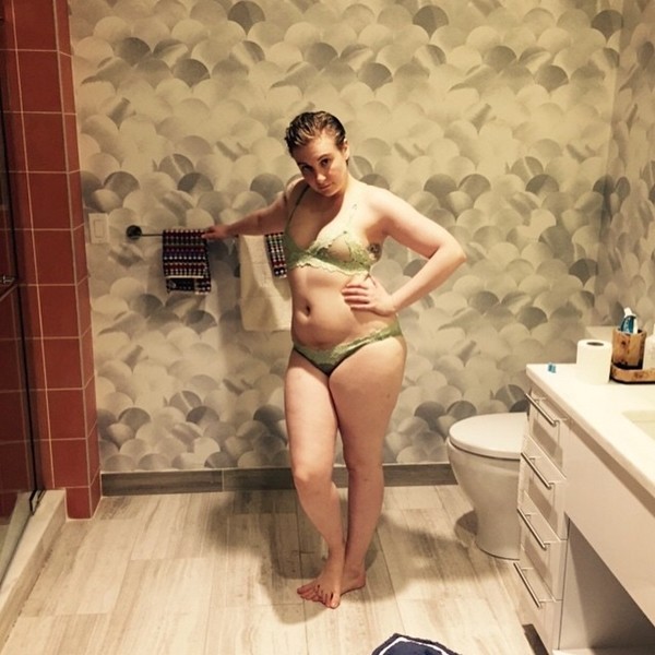 Lena Dunham de lingerie (Foto: Instagram)