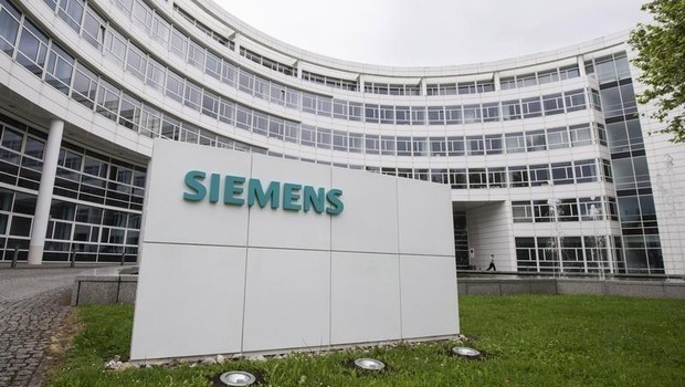 Sede da empresa Siemens em Munique (Foto: Lukas Barth/Reuters)