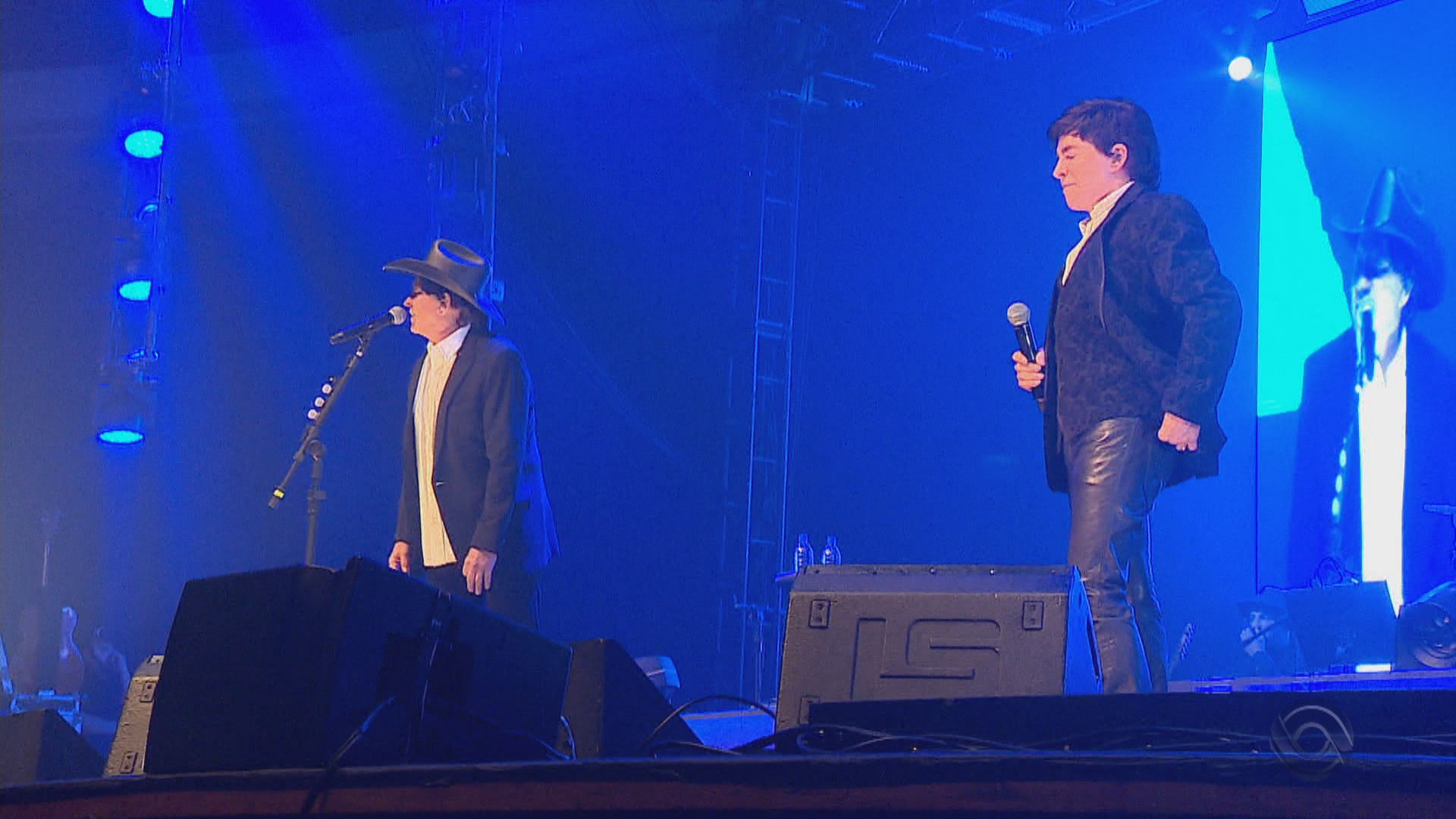 Chitãozinho e Xororó passam por Porto Alegre em turnê de comemoração aos 50 anos de carreira 