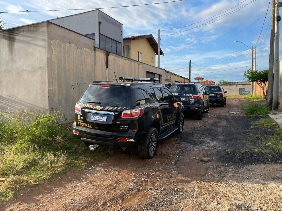 Polícia Federal de Campinas cumpriu mandados contra roubo em Viracopos — Foto: Divulgação/Polícia Federal