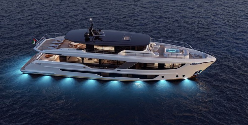 Iate Majesty 111 estreou no Dubai Boat Show — Foto: Gulf Craft