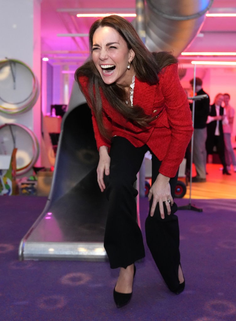 Kate Middleton se diverte em escorregador em evento na Dinamarca (Foto: Getty Images)
