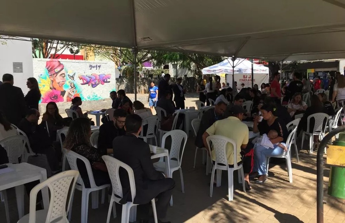 “OAB na Praça” leva atendimento jurídico gratuito para a população de Montes Claros
