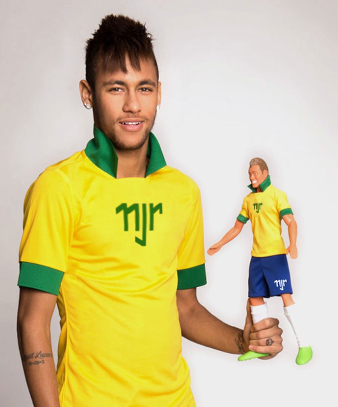 Toodle dolls figure neymar jr. Неймар младший и старший. Рост Неймара футболиста. Игрушка футболиста Неймара. Неймар форма.